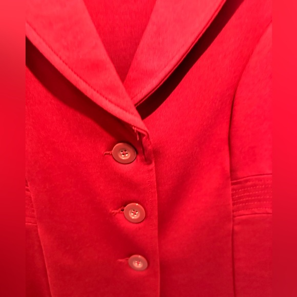 Burgundy Blazer - Picture 4 of 4